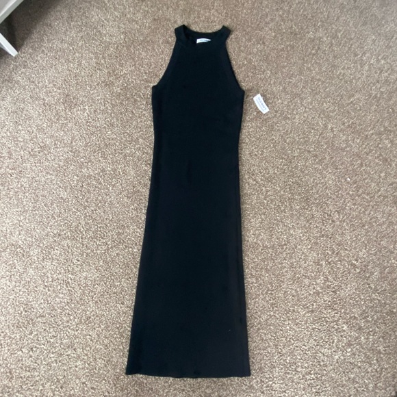 Old Navy Ribbed Black Midi Dress - Picture 2 of 6